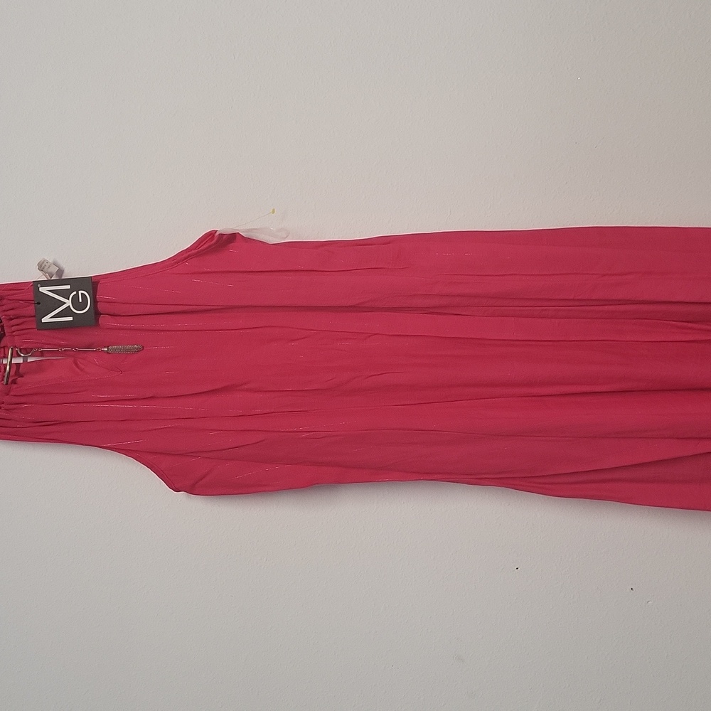 Cute hot pink Mile Gabrielle maxi dress